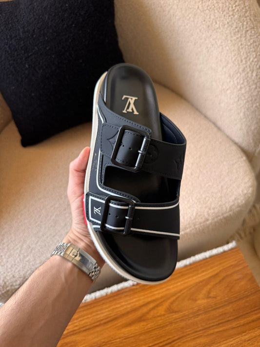 Louis Vuitton Slippers