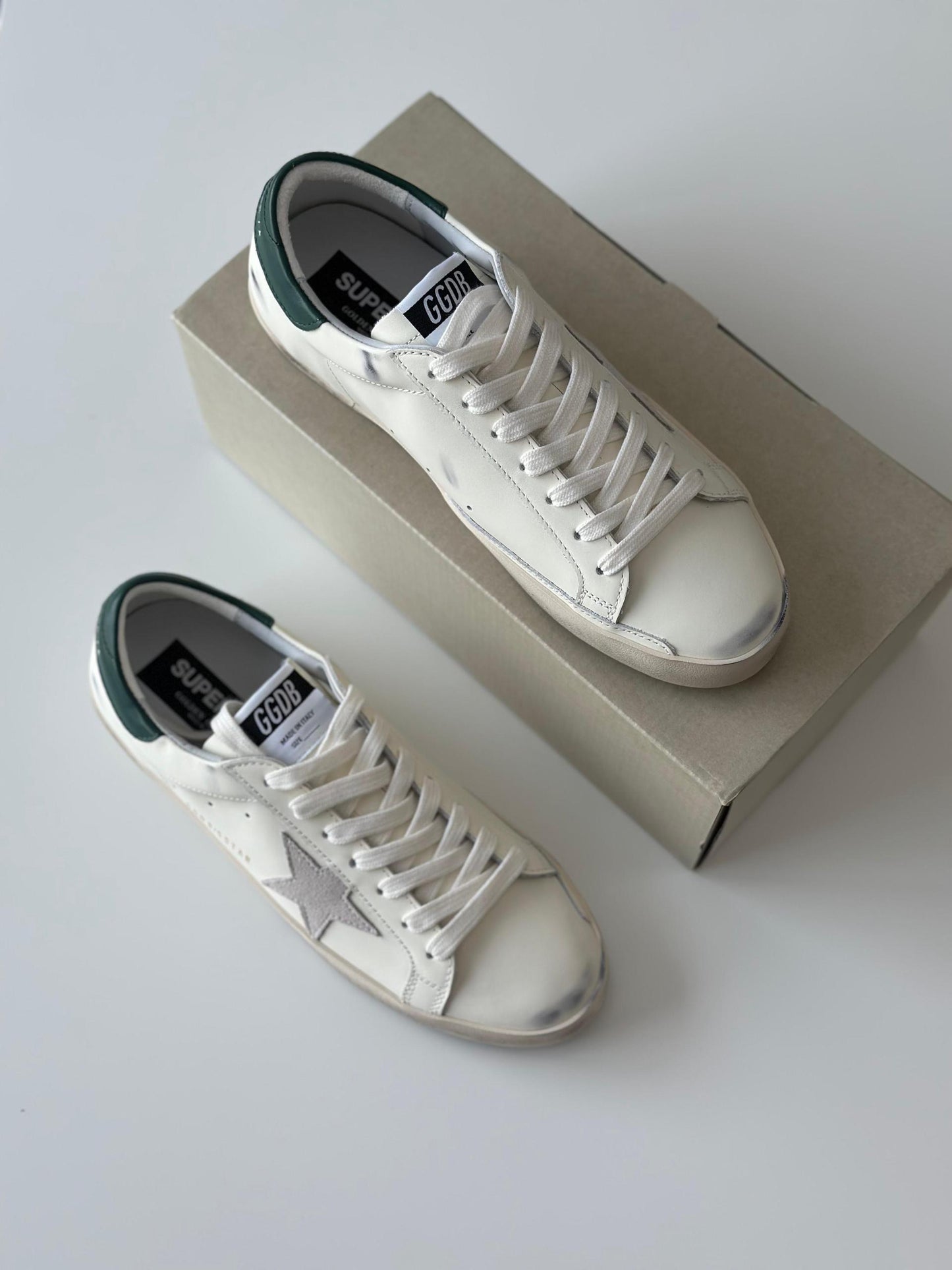 Golden Goose Sneakers