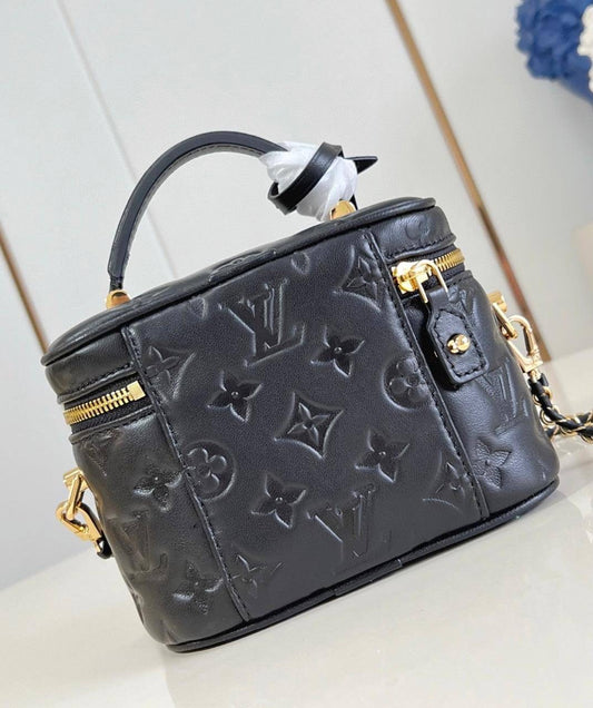 Louis Vuitton Sling Bag (VIP Quality)