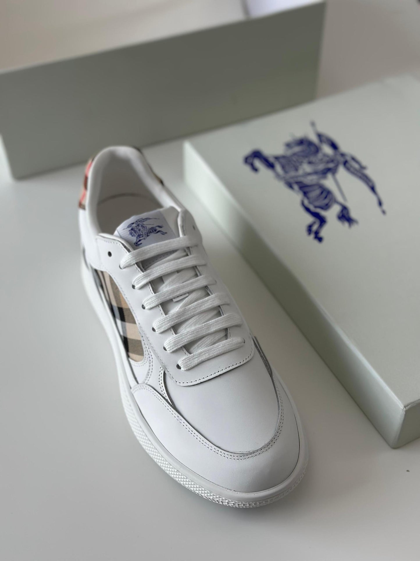 Burberry Sneakers 2 colors