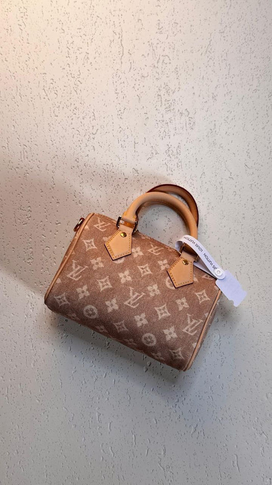 Louis Vuitton Messenger Bag (VIP Quality)