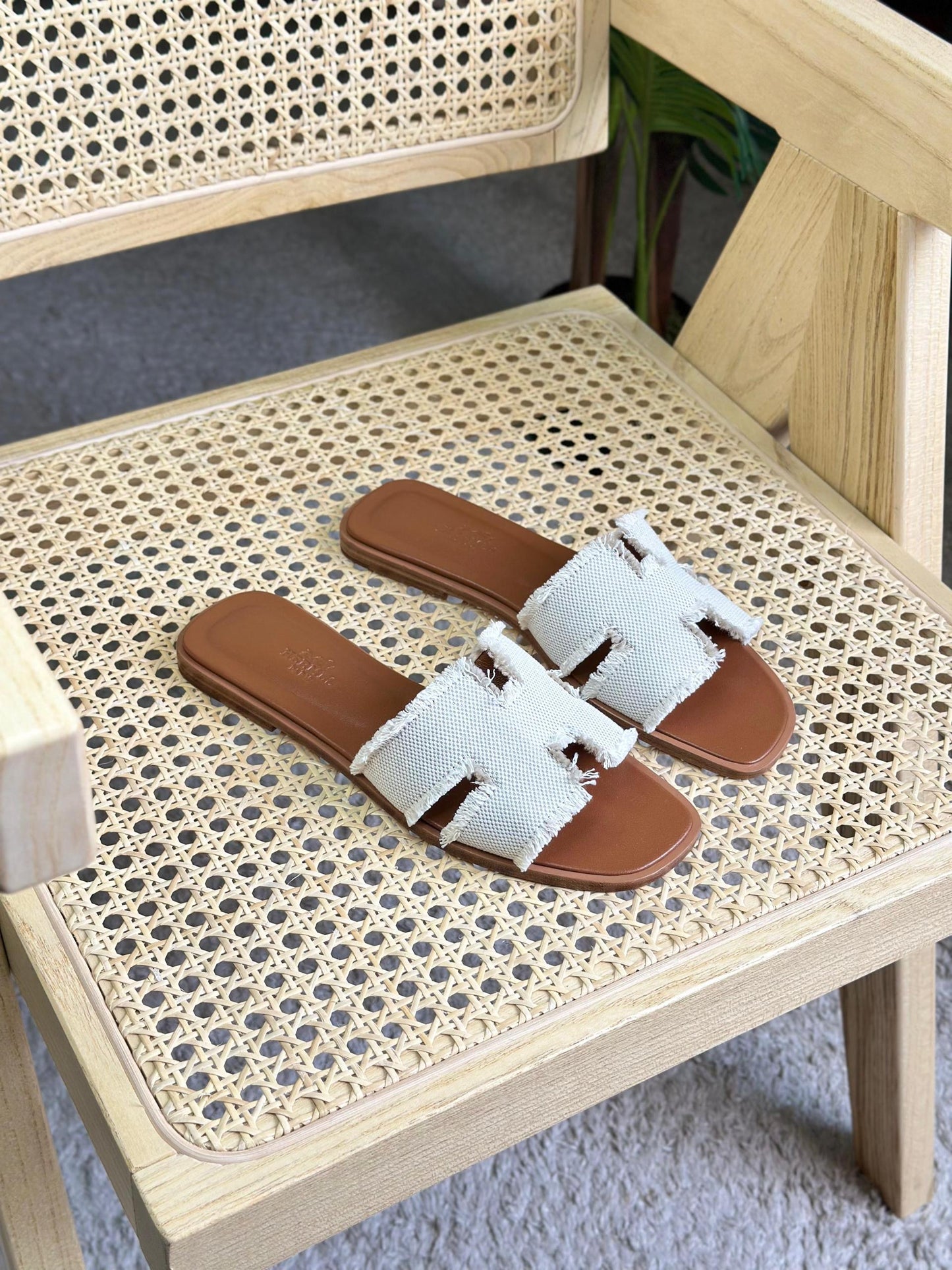Hermes Slippers