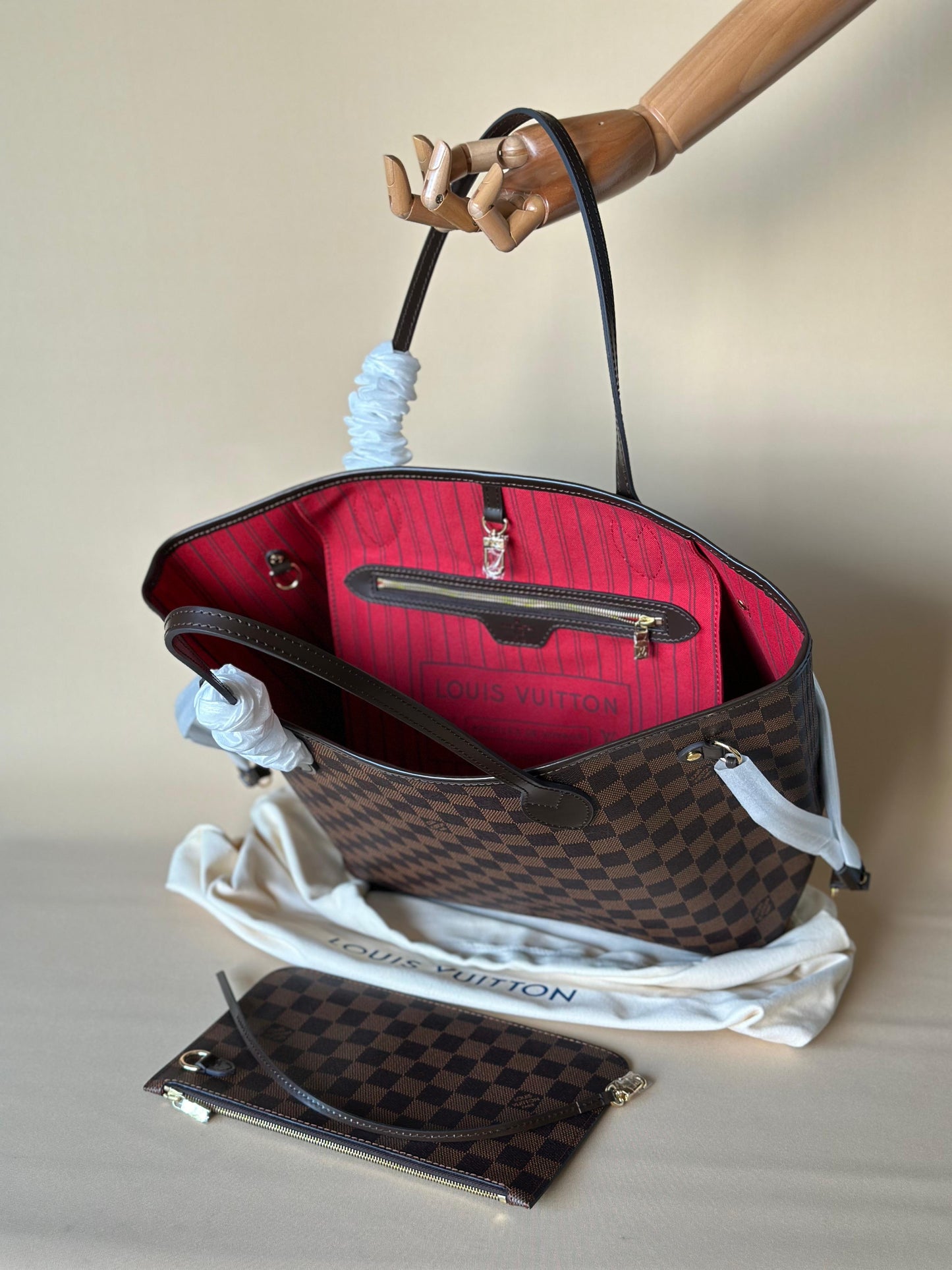 LOUIS VUITTON BAG