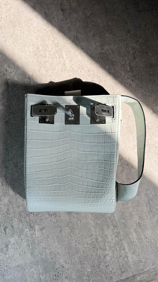 Hermes Backpack (VIP Quality)