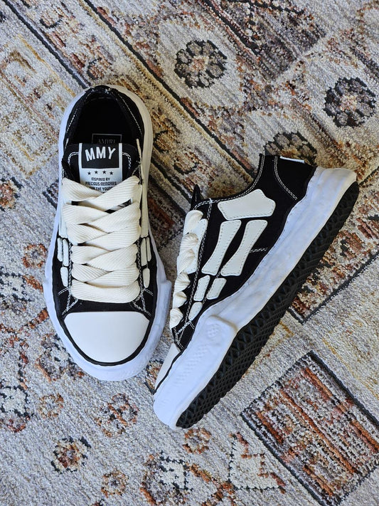 Amiri Sneakers