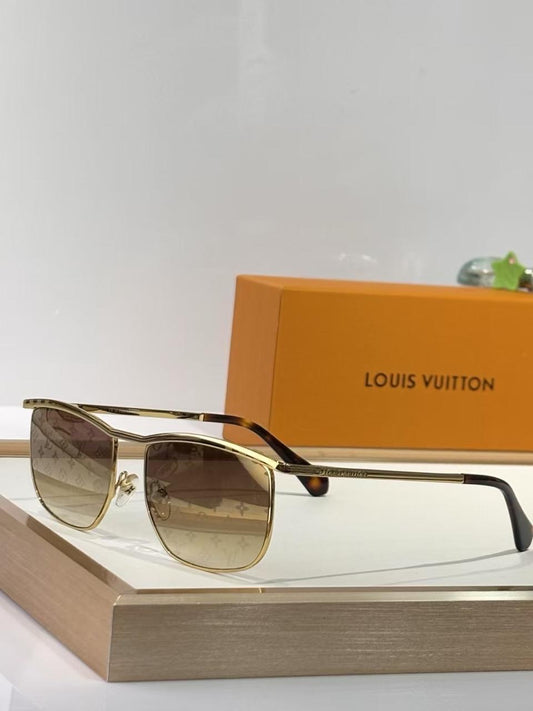 Louis Vuitton Sunglasses 2 colors