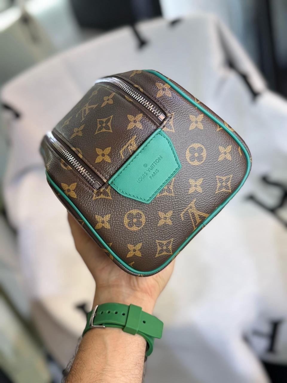 Louis Vuittin Pouch (VIP Quality) 3 colors