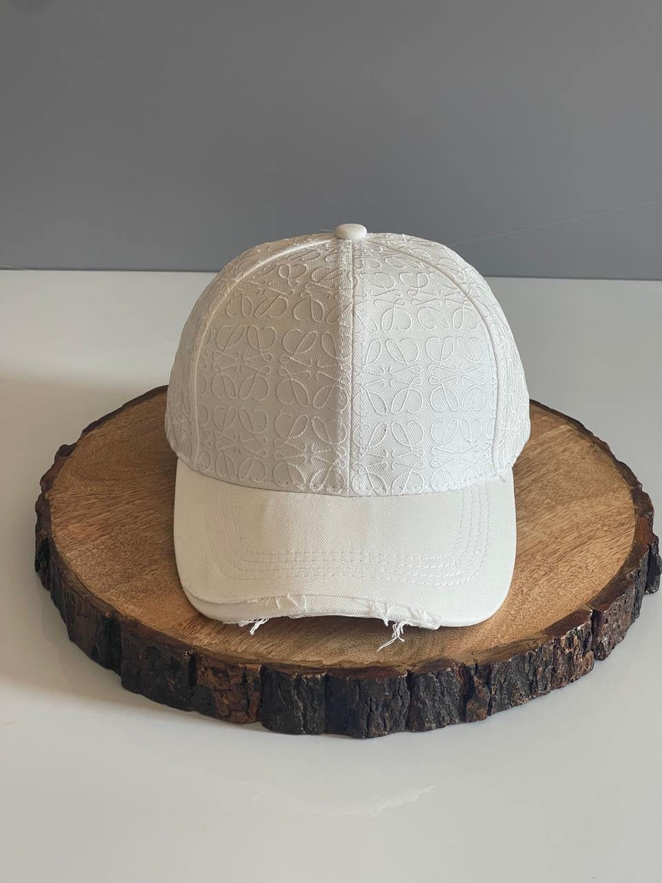 Loewe Caps 6 colors
