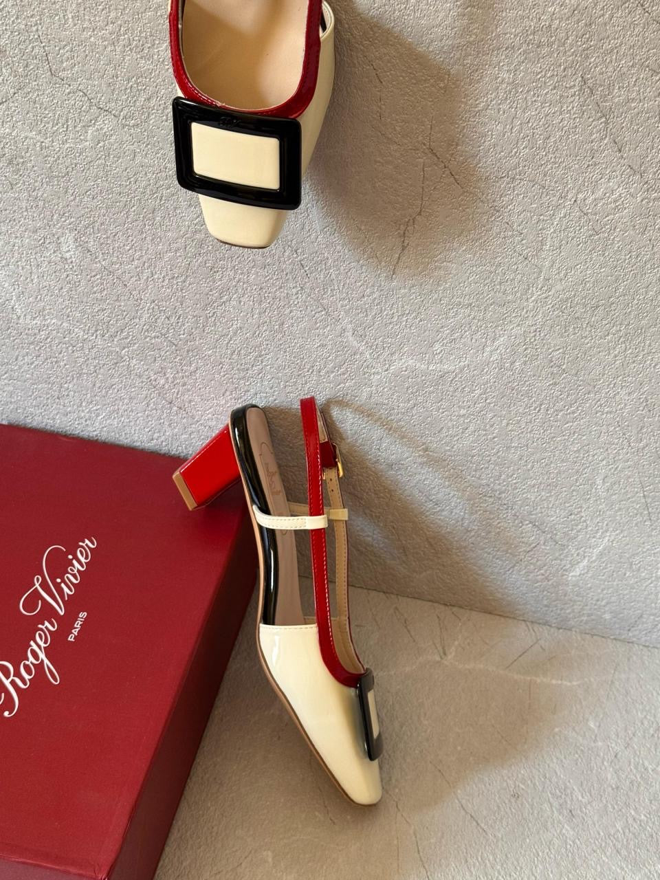 Roger Viver Heels