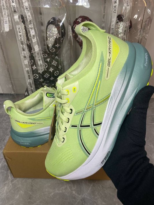 ASICS GEL-KAYANO™ 31 Sneakers