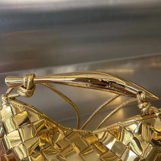 Bottega Veneta Sling Bag (VIP Quality)