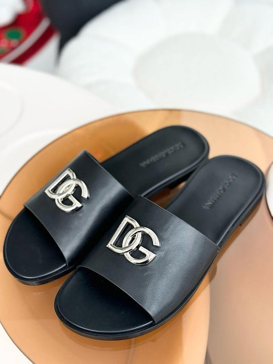 Dolce & Gabbana Slippers