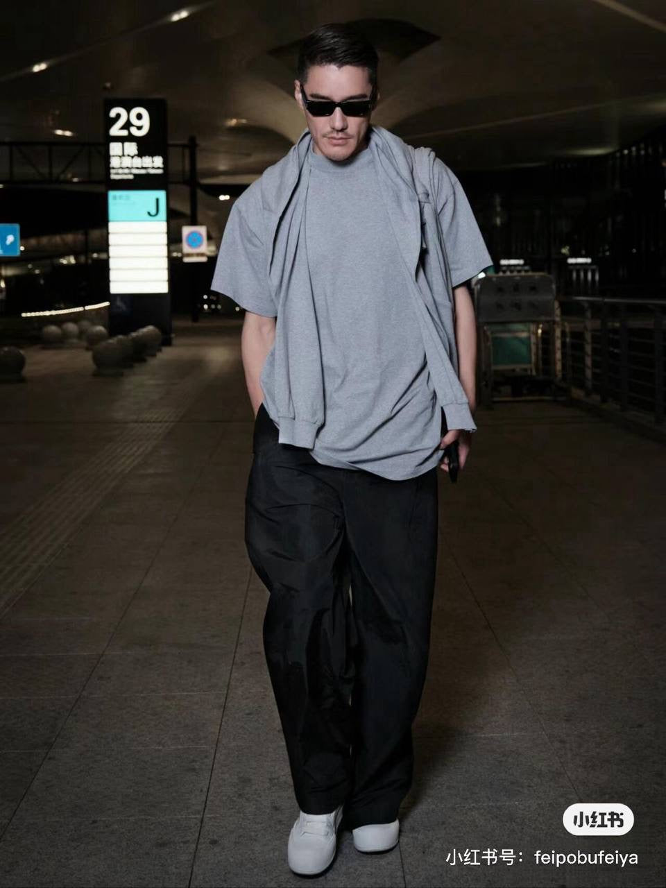 Balenciaga T-Shirt 2 colors