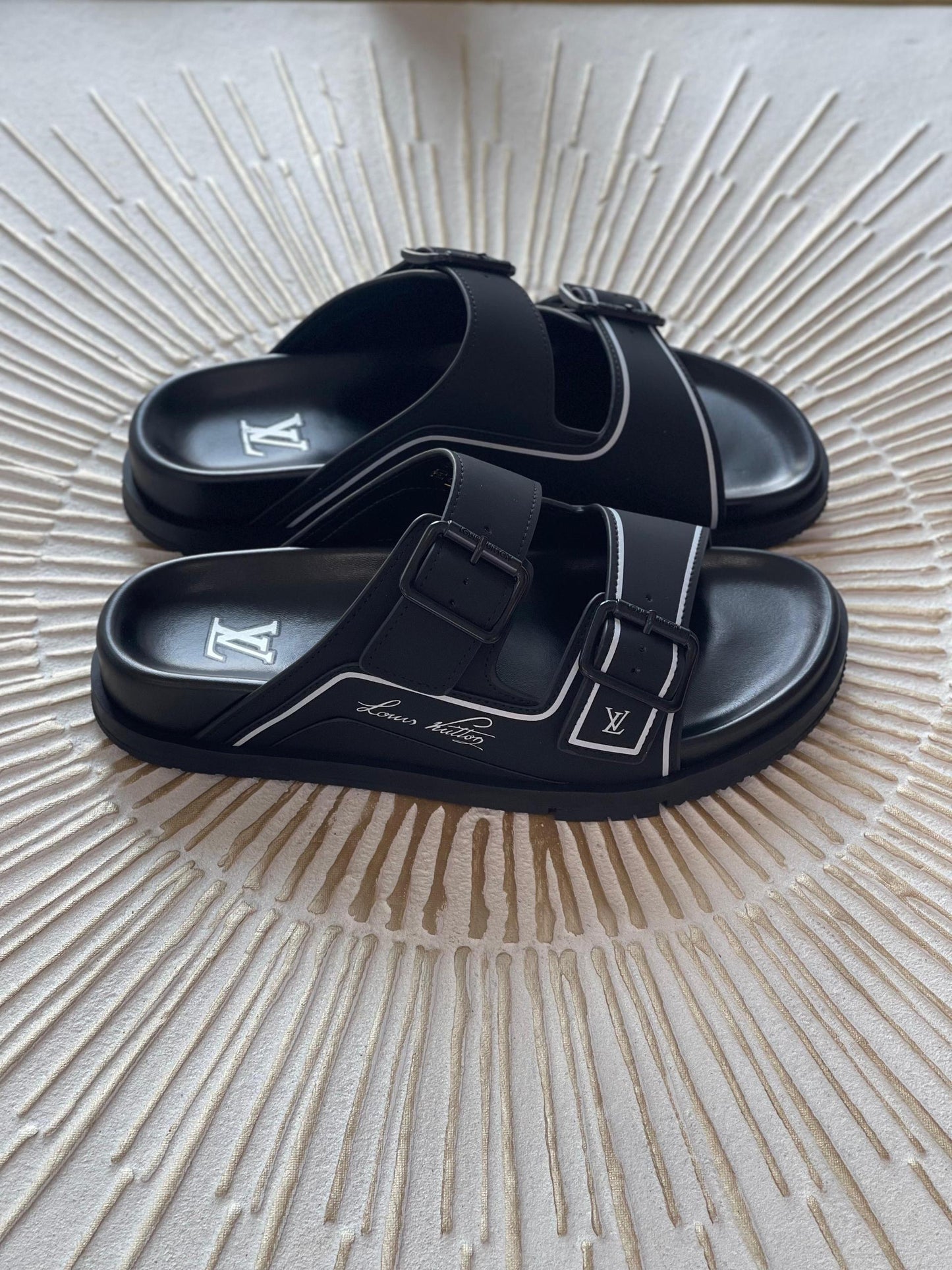 Louis Vuitton Slippers 2 colors