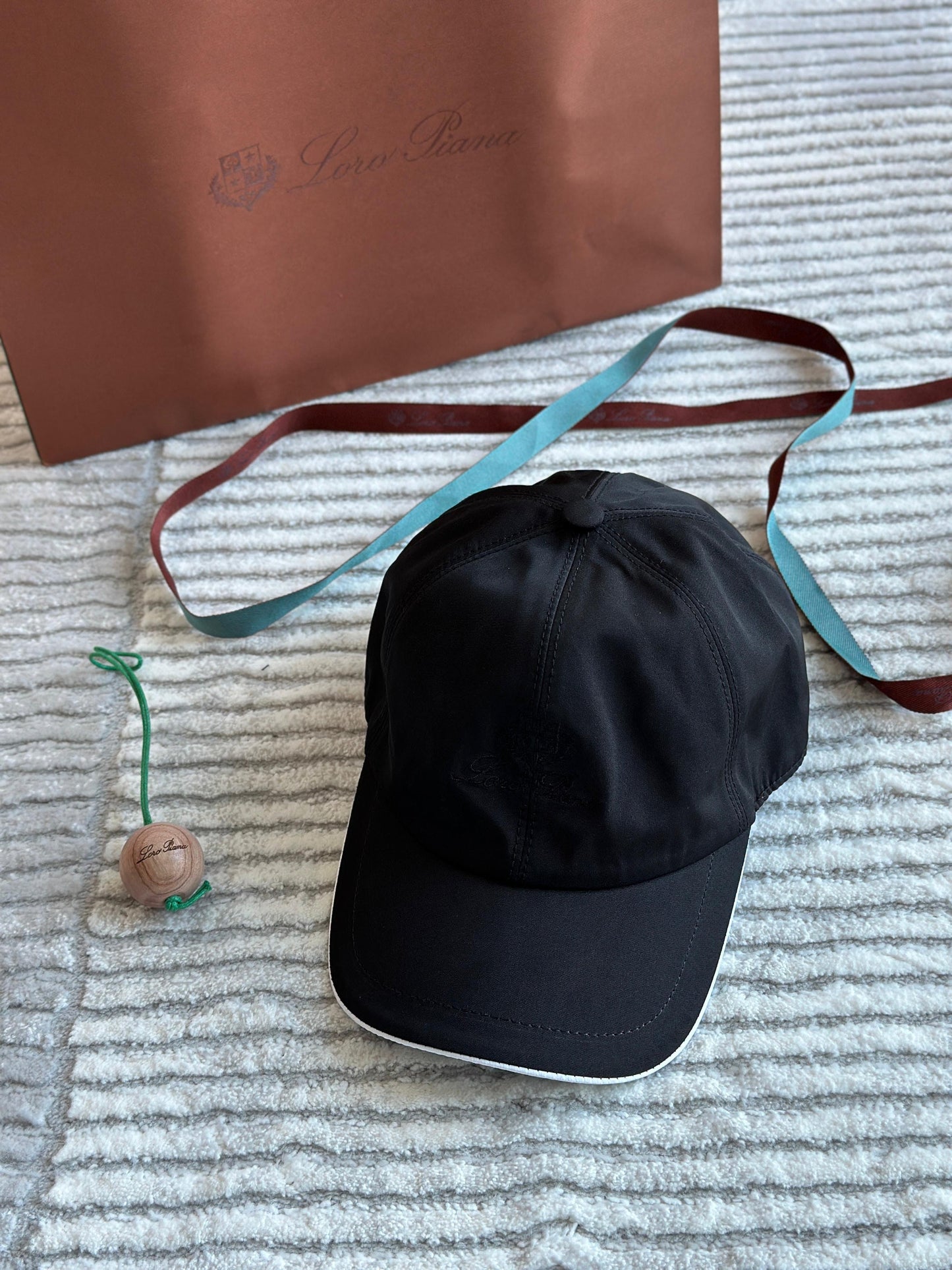 Loro Piana Caps 7 color