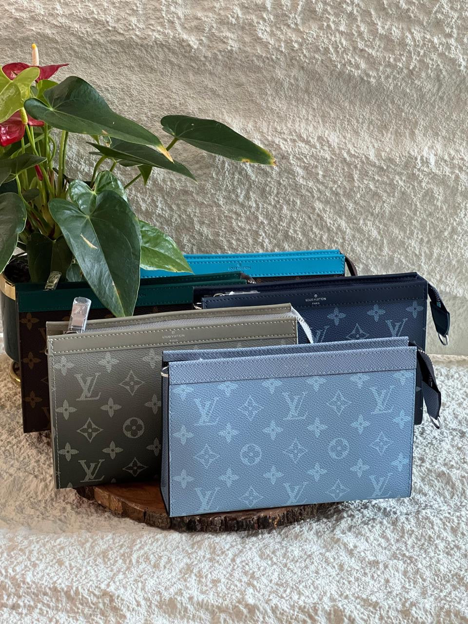 Louis Vuitton Sling Bag (VIP Quality) 5 colors
