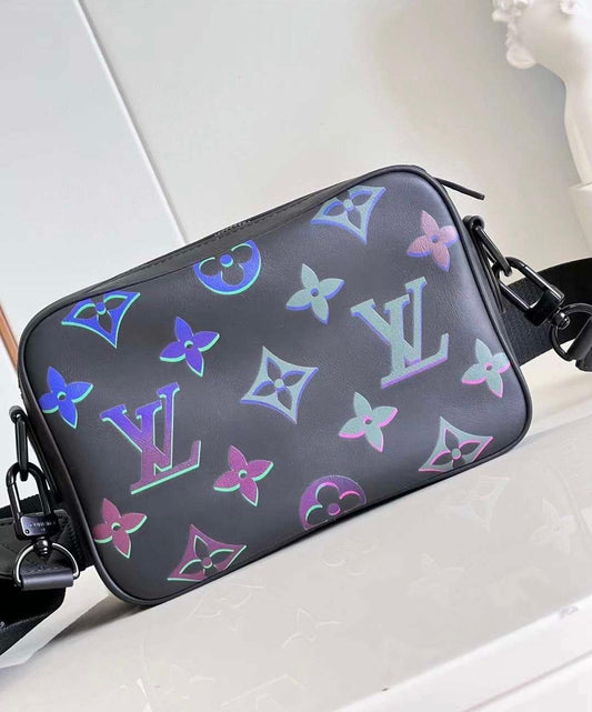 Louis Vuitton Messenger Bag (VIP Quality)