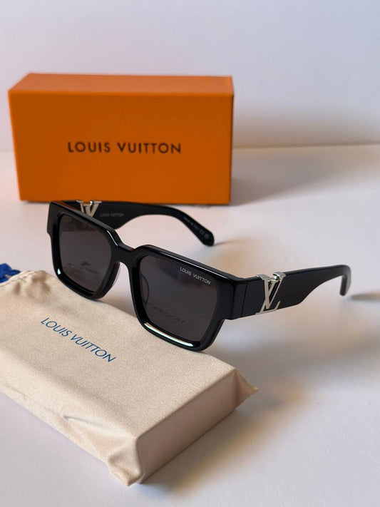 Louis Vuitton Sunglasses 5 colors