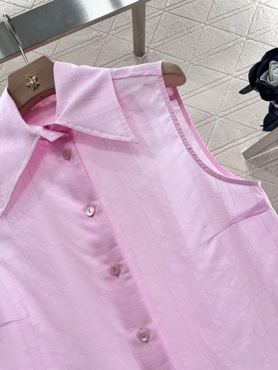 Chanel Sleeveless Shirt 2 colors