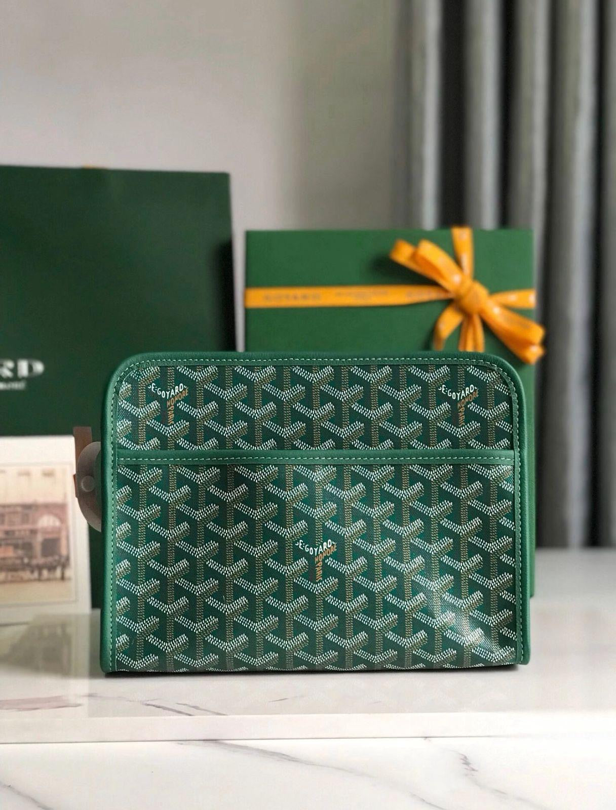 Goyard Clutch (VIP Quality)