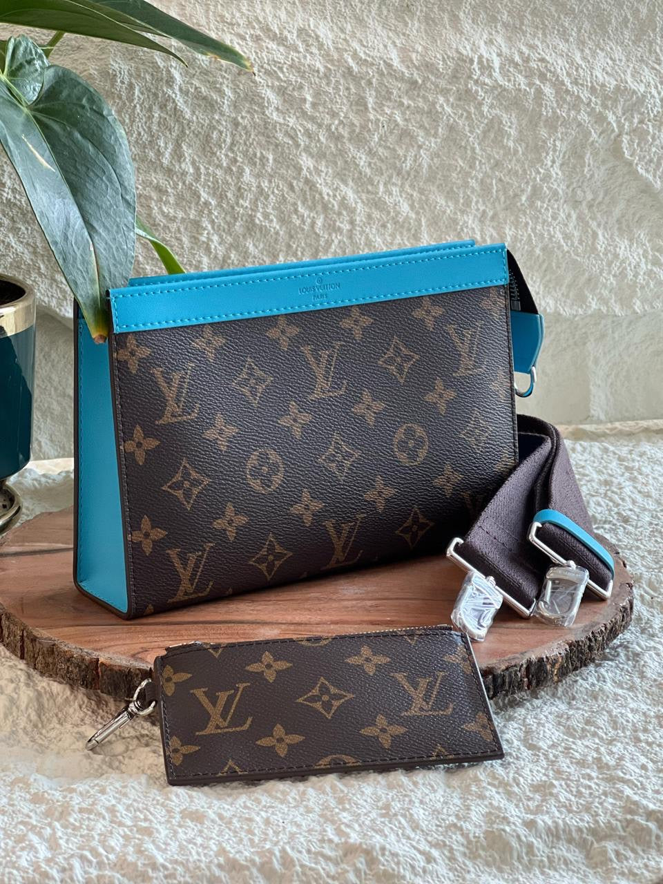 Louis Vuitton Sling Bag (VIP Quality) 5 colors