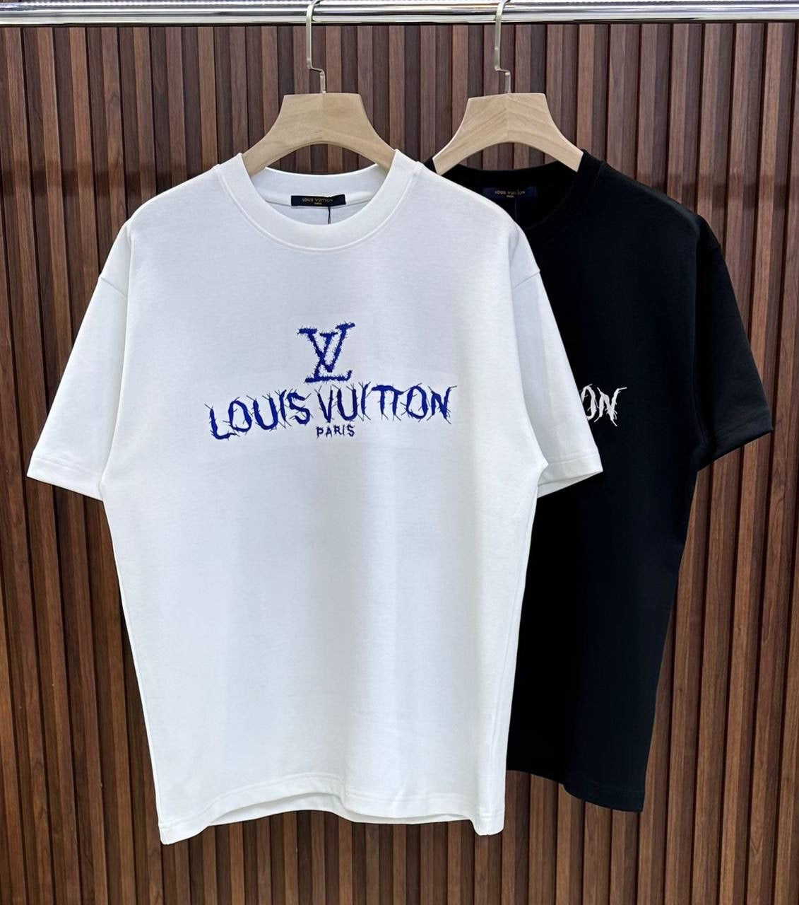 Louis Vuitton T-Shirt 2 colors