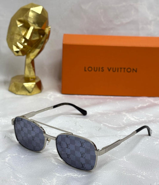 Louis Vuitton Sunglasses 2 colors