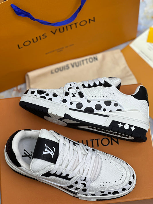 LOUIS VUITTON Shoes