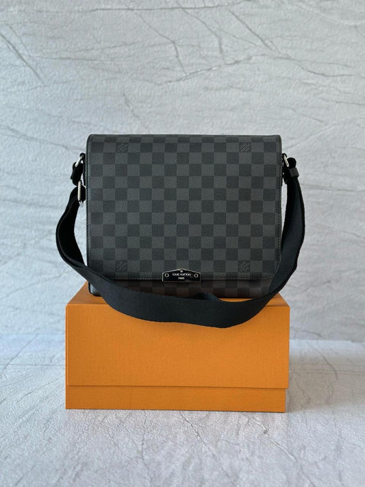 Louis Vuitton Messenger Bag (VIP Quality)