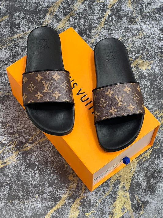 Louis Vuitton Slippers