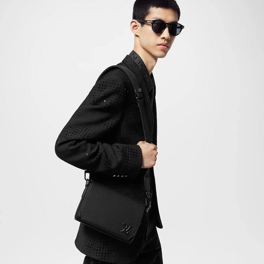 Louis Vuitton Messenger Bag (VIP Quality)