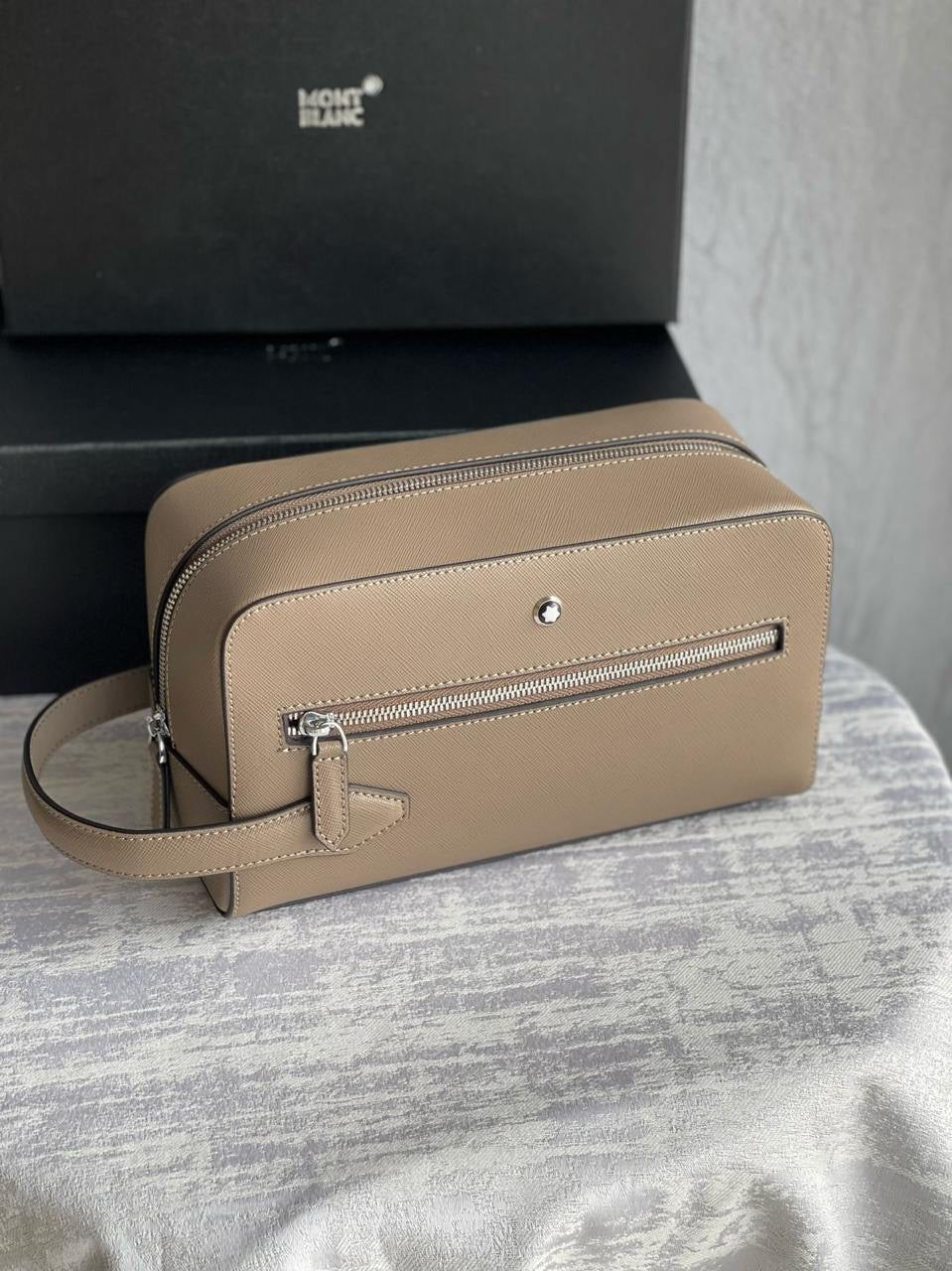 Mont Blanc Pouch 2 colors