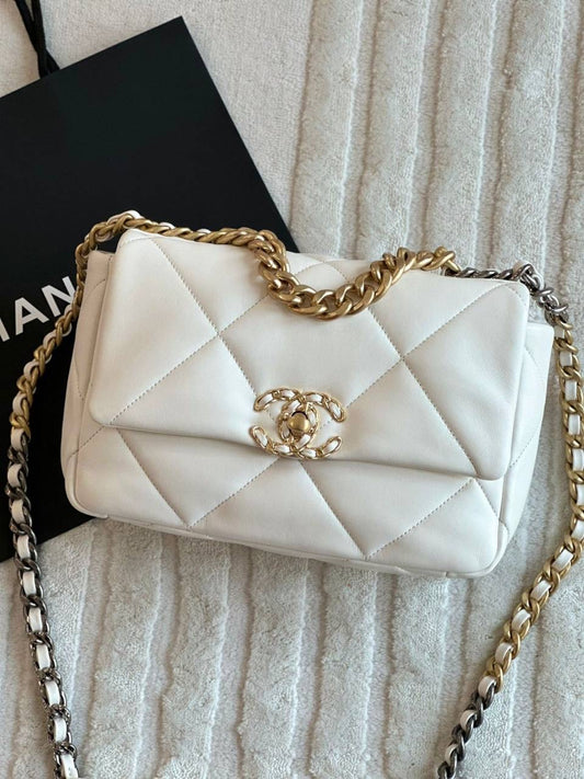 Chanel Sling Bag (VIP Quality)