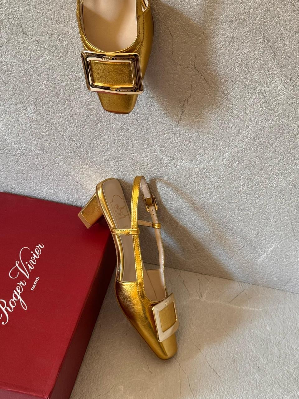 Roger Viver Heels