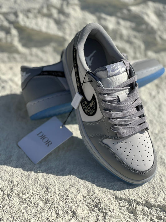 DIOR x JORDAN 1 Low