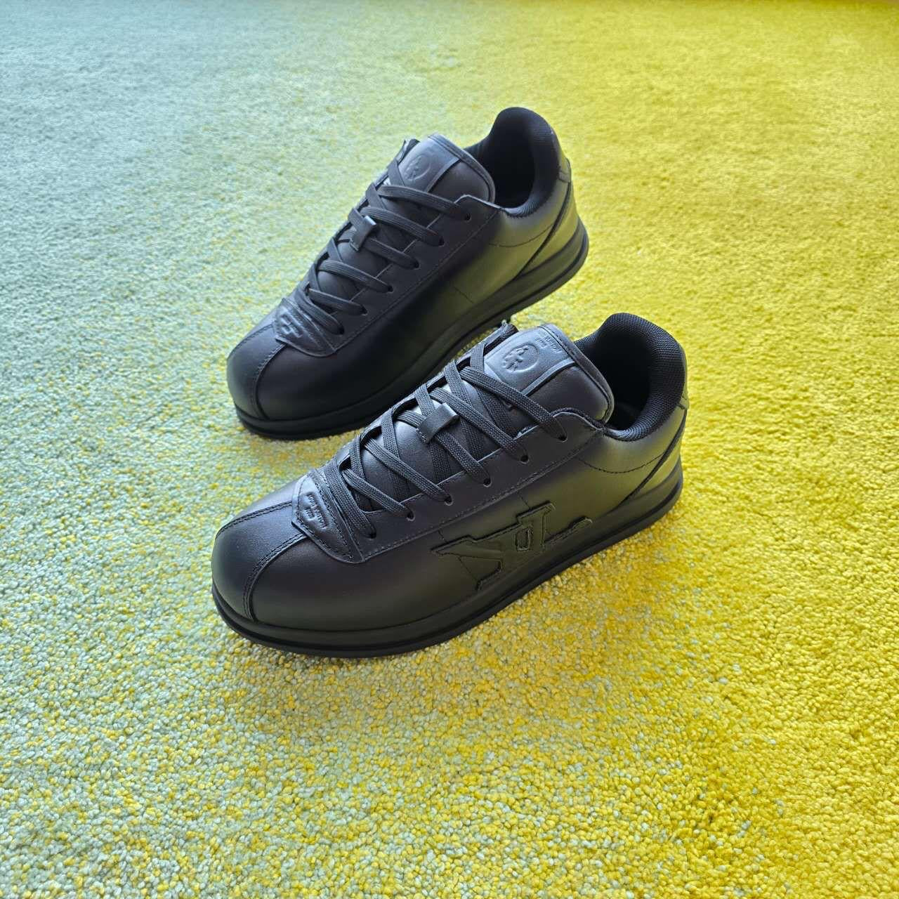Louis Vuitton Sneakers 4 colors