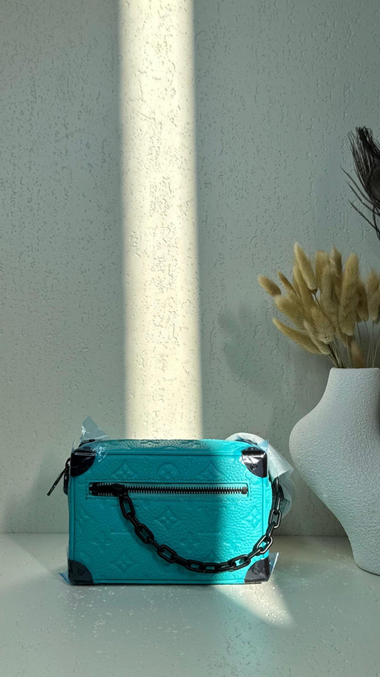 Louis Vuitton Sling Bag (VIP Quality)