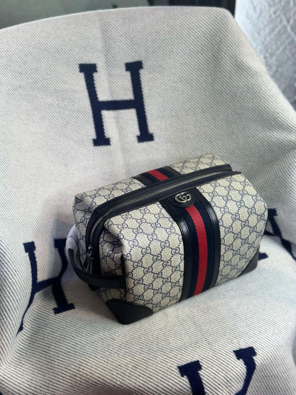 Gucci Pouch (VIP Quality) 2 colors