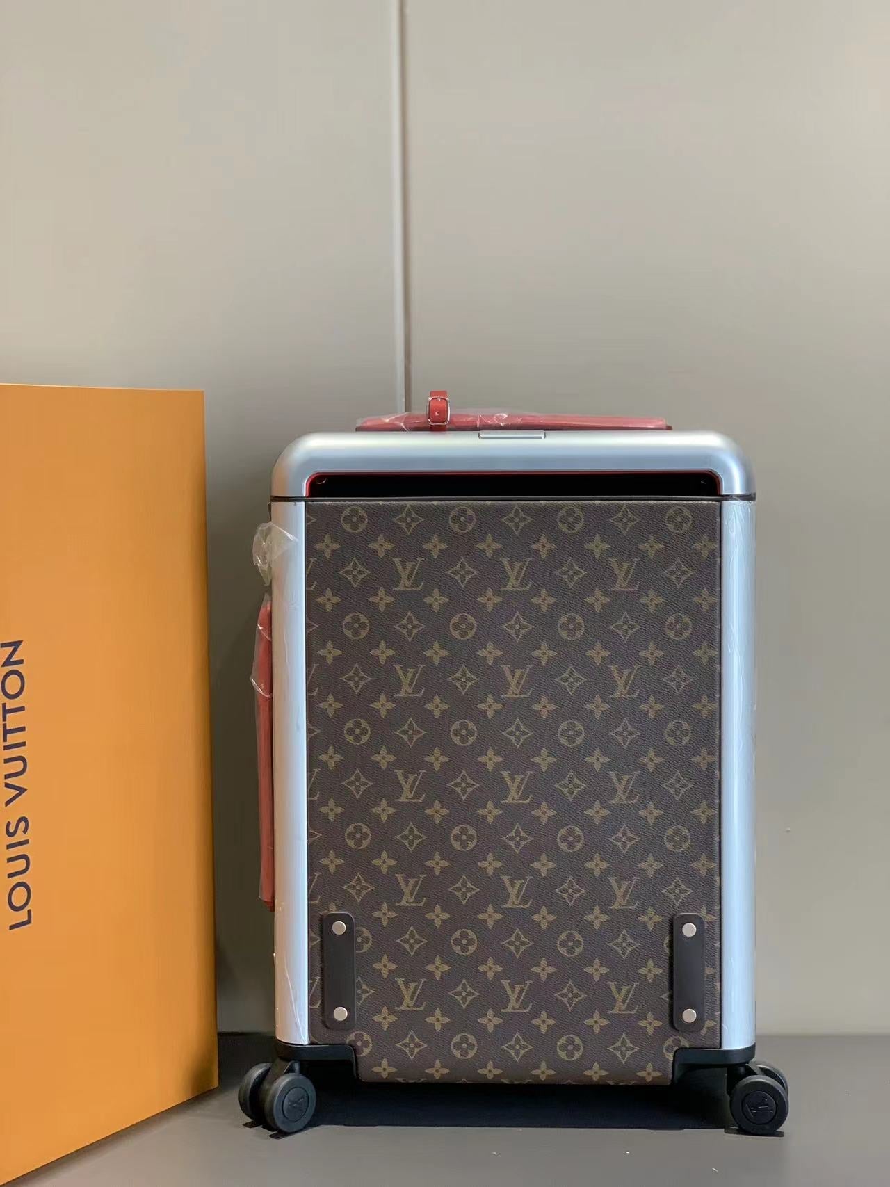 Louis Vuitton Trolly Bag