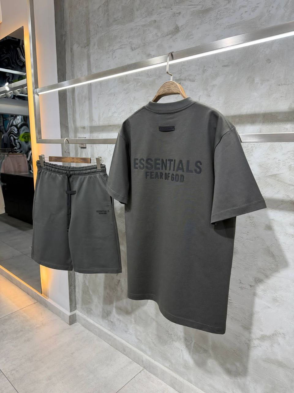 Essentials Set