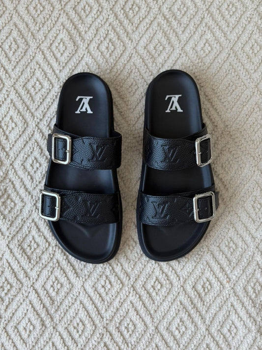 Louis Vuitton Slippers