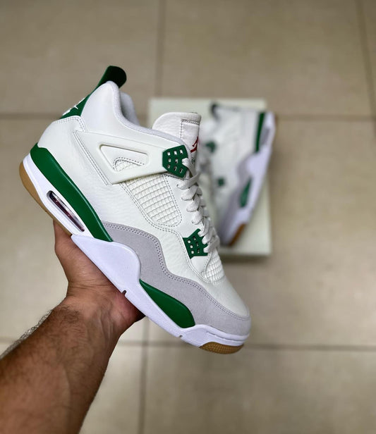 Jordan 4 SB Pine Green