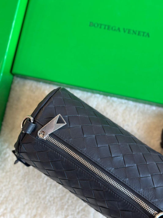 Bottega Veneta Sling Bag (Vip)