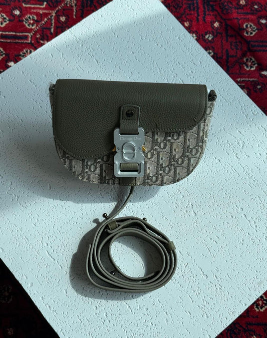 Dior Sling Bag (Vip)