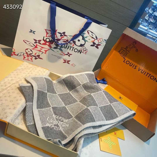 Louis Vuitton Scarf