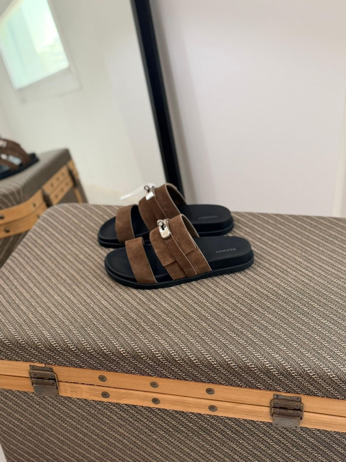 Hermes Slippers 6 Colors
