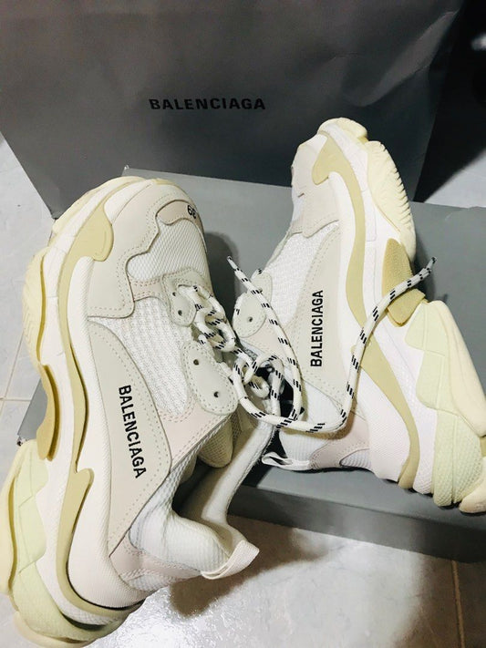 BALENCIAGA TRIPLE S WHITE Shoes