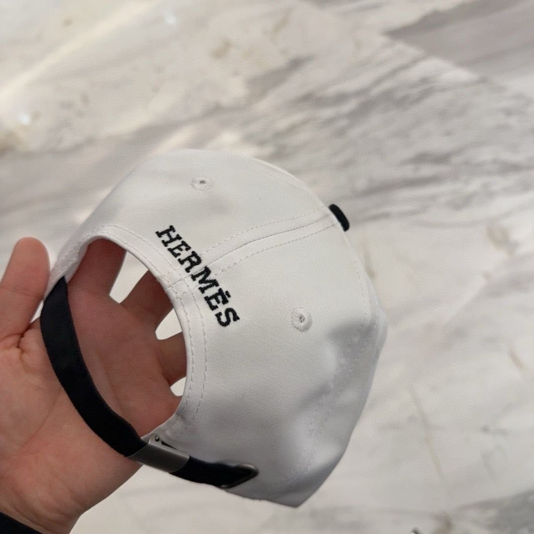 Hermes Cap