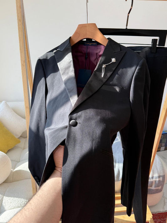 Louis Vuitton Formal Suits