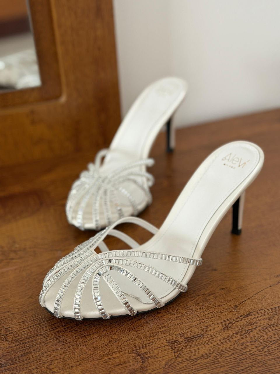 Alevi Heels